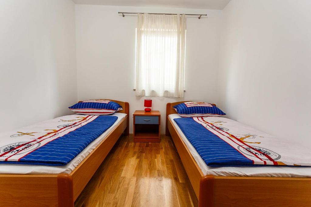 Apartments Mare & Mons Deluxe Malinska Rum bild